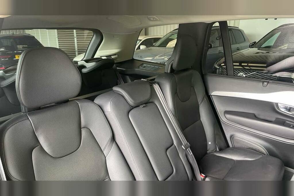 Volvo XC90 2.0 B5d 235 Plus Dark Awd Geartronic YY72NGX Black #6