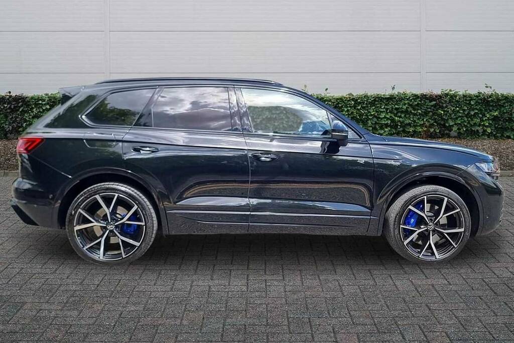 Volkswagen Touareg 3.0 V6 Tsi Ehybrid 4Motion R Tip Black #4