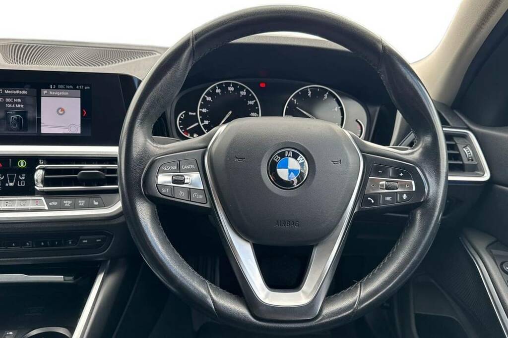 BMW 3 Series 318D Se Step YF70FXE Grey #5