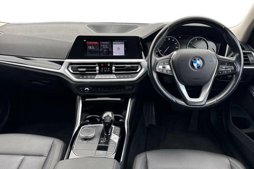 BMW 3 Series 318D Se Step YF70FXE Grey #4