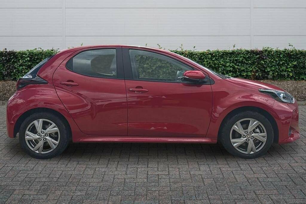 Toyota Yaris 1.5 Hybrid Icon Cvt FP25JVE Red #5