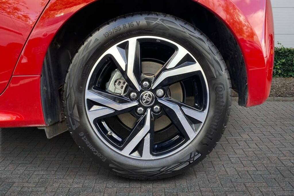 Toyota Yaris 1.5 Hybrid Design Cvt WR24YPW #6