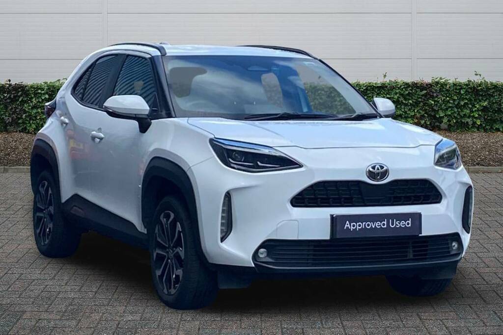 Toyota Yaris Cross 1.5 Hybrid Design Cvt White