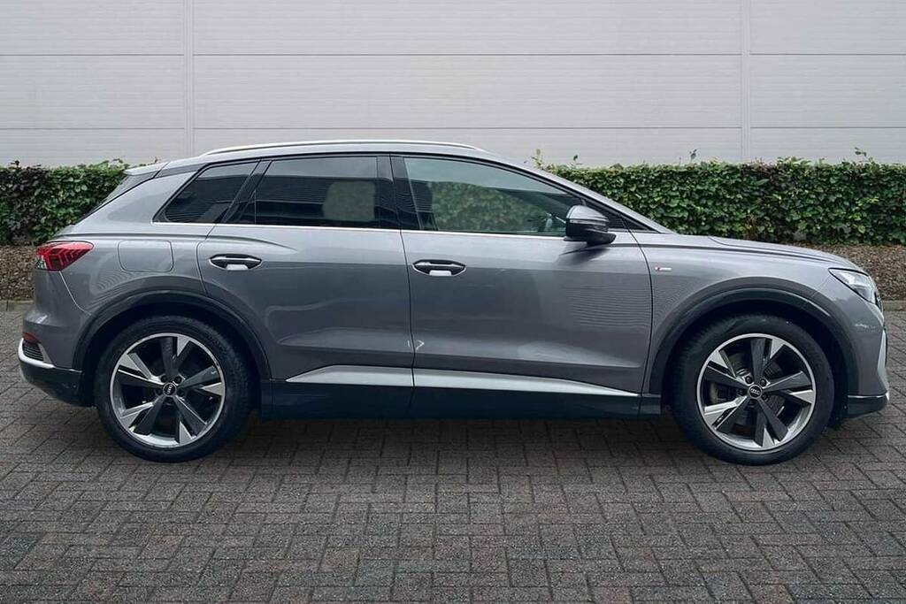 Audi Q4 E Tron 150Kw 40 82Kwh S Line Grey #4