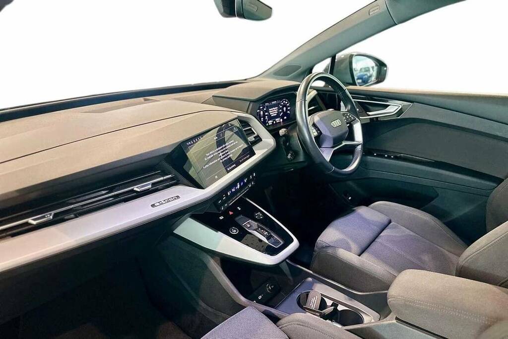 Audi Q4 E Tron 150Kw 40 82Kwh Sport WK23TZP Grey #2