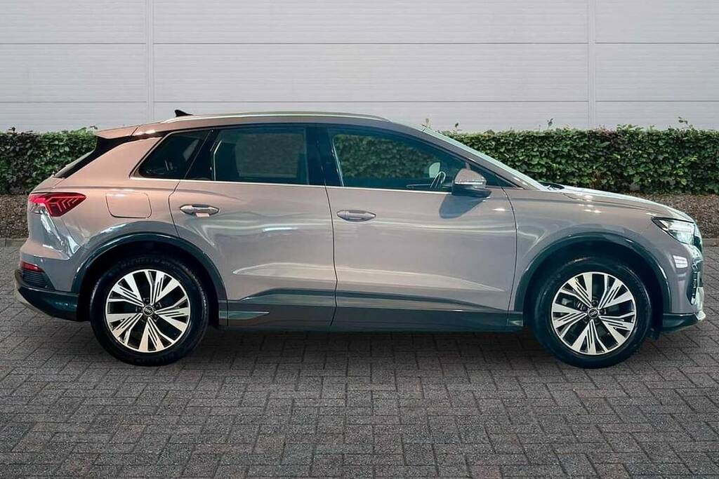 Audi Q4 E Tron 150Kw 40 82Kwh Sport WK23TZP Grey #4