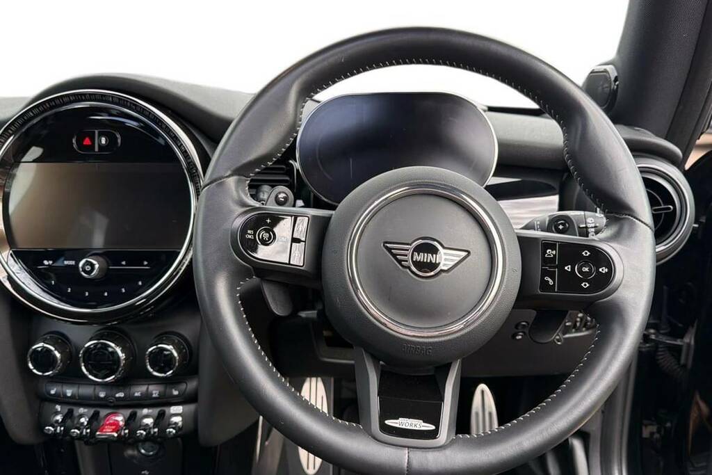 Mini Hatch John Cooper Works AJ73WCC Black #5