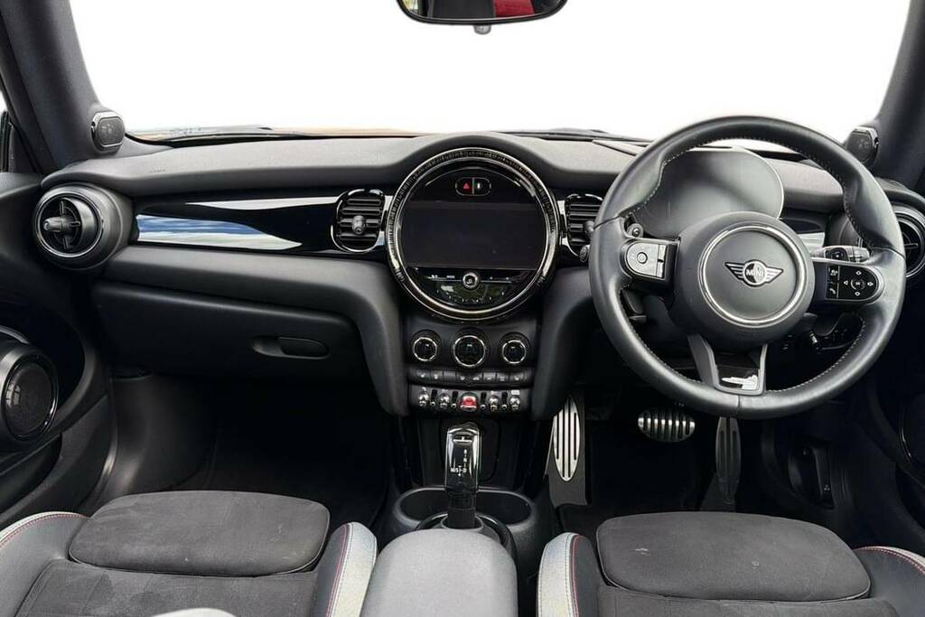 Mini Hatch John Cooper Works AJ73WCC Black #4