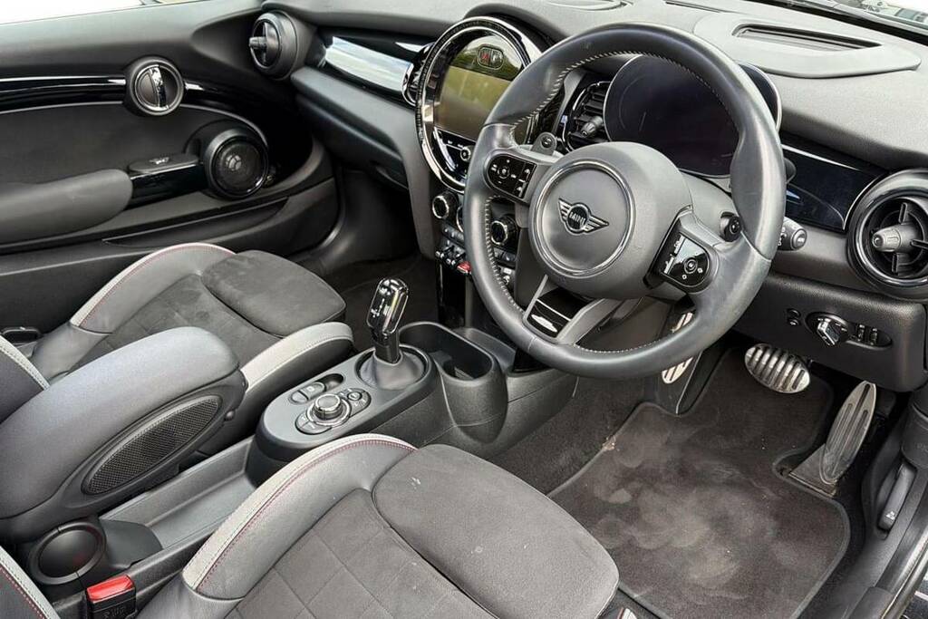 Mini Hatch John Cooper Works AJ73WCC Black #6