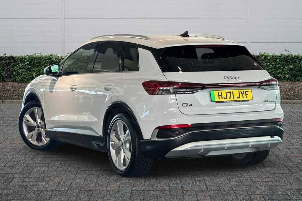 Audi Q4 E Tron 150Kw 40 82Kwh S Line White #3
