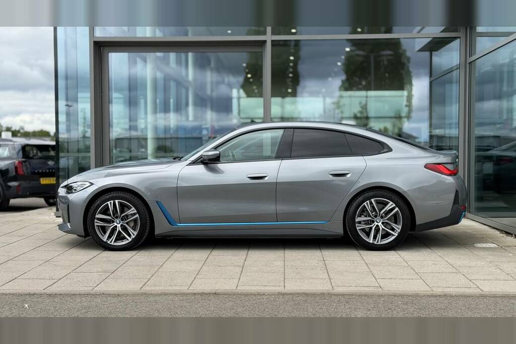 BMW i4 210Kw Edrive35 Sport 70Kwh Grey #4