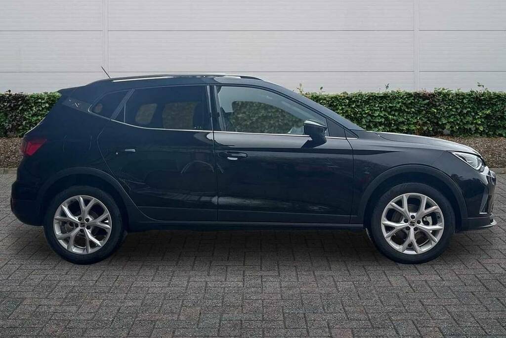 Seat Arona 1.0 Tsi 115 Fr VE75BJJ Black #4