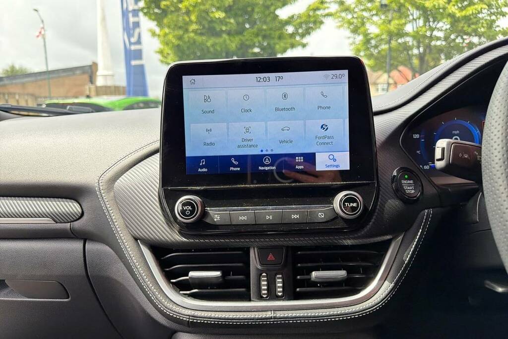 Ford Puma 1.0 Ecoboost Hybr Mhev 155 St-line Vignale Dct AK22VSO Silver #3