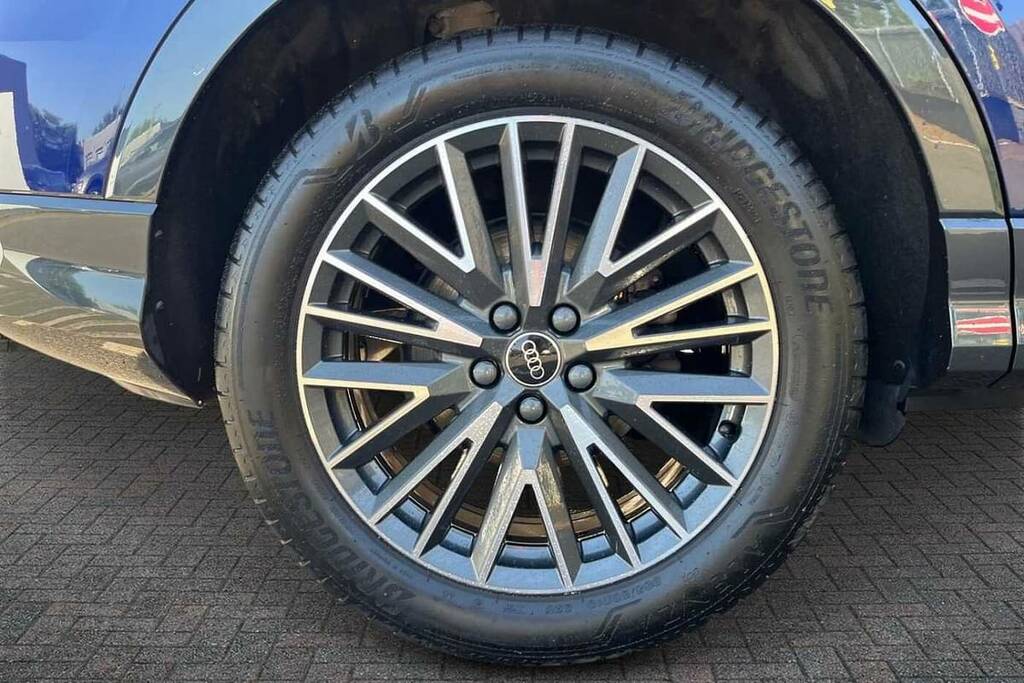 Audi Q3 35 Tfsi S Line S Tronic VA23FXD Blue #5