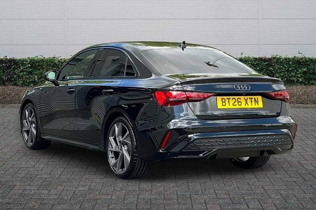 Audi A3 1.5 Tfsi 150 Black Edition S Tronic BT26XTN Black #3