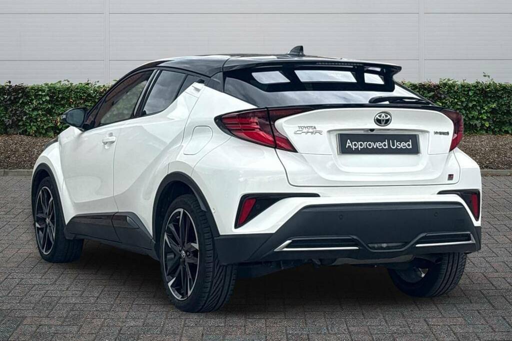 Toyota C-Hr 1.8 Hybrid Gr Sport Cvt FX23YSW White #2