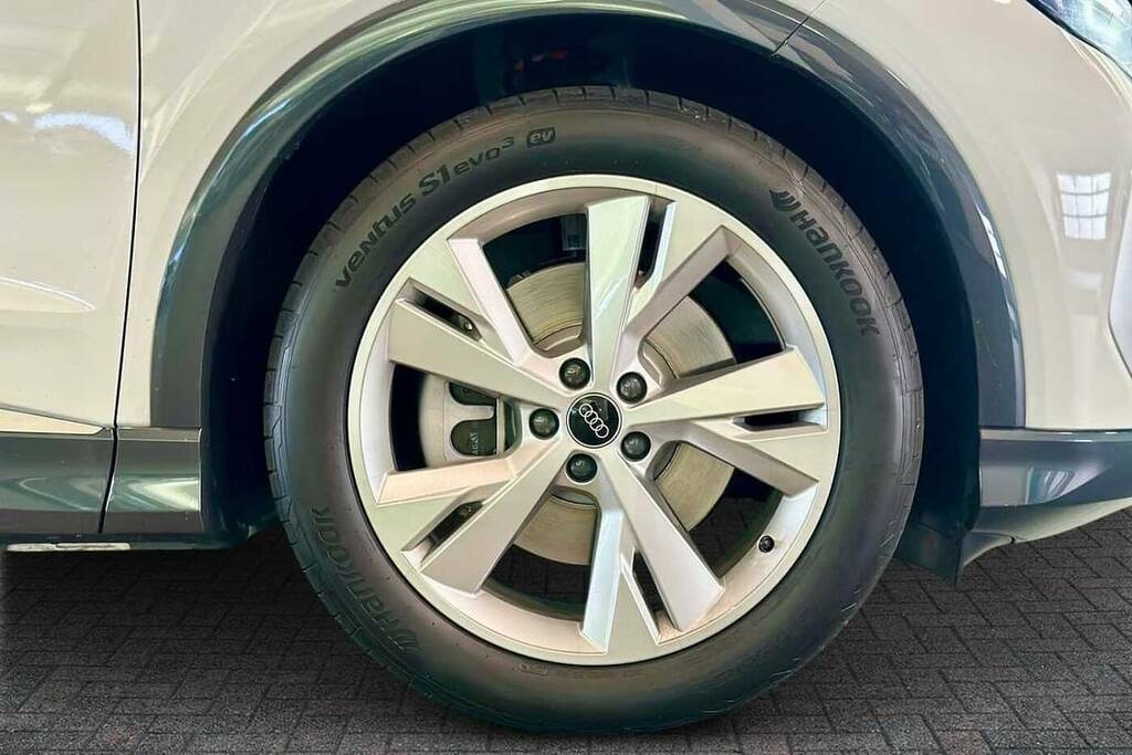 Audi Q4 E Tron 150Kw 40 63Kwh S Line Leather BJ26OJM White #5