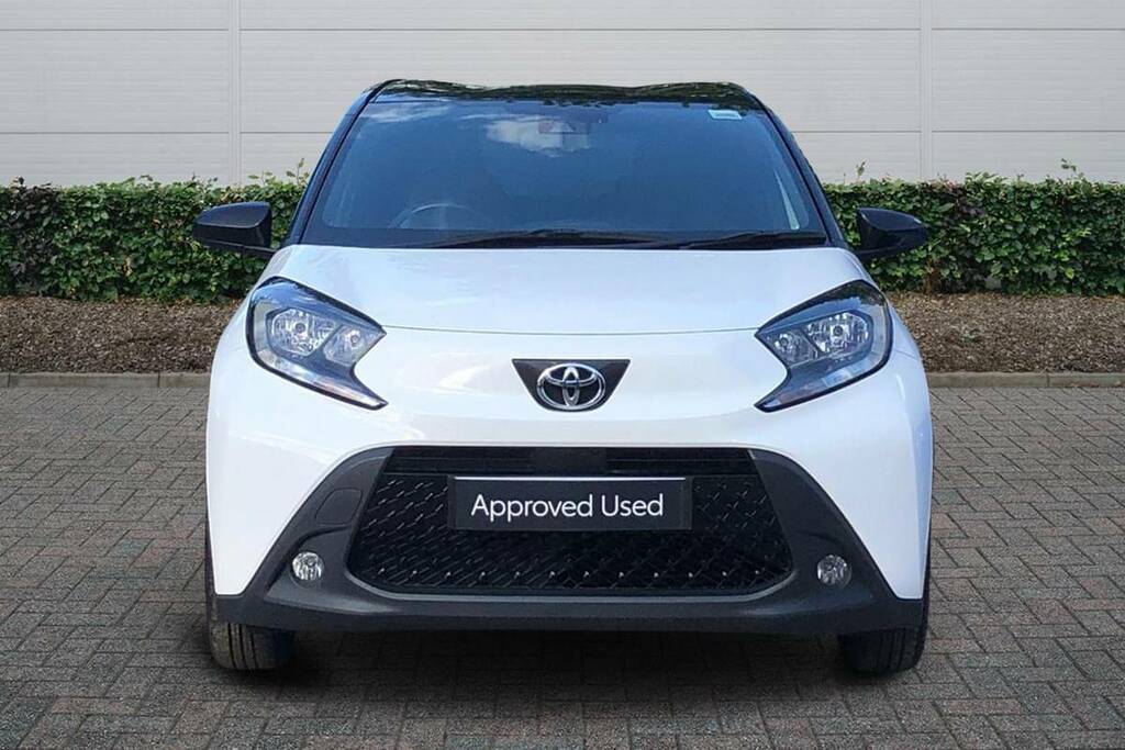 Toyota Aygo X 1.0 Vvt-i Edge VN23OGZ White #3