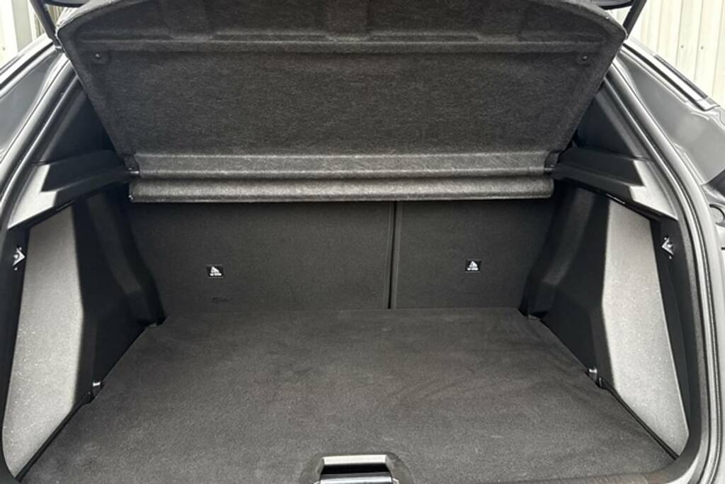 Peugeot 2008 1.2 Puretech 130 Gt Eat8 ML24DWU Grey #2