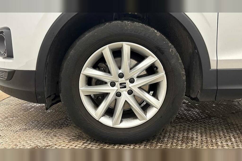 Seat Tarraco 1.5 Ecotsi Se Dsg Silver #5