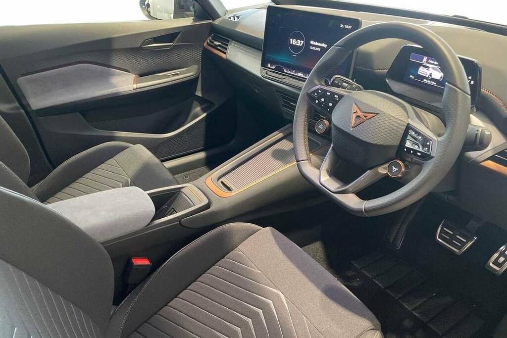 Cupra Born 170Kw E-boost V2 59Kwh Black #6