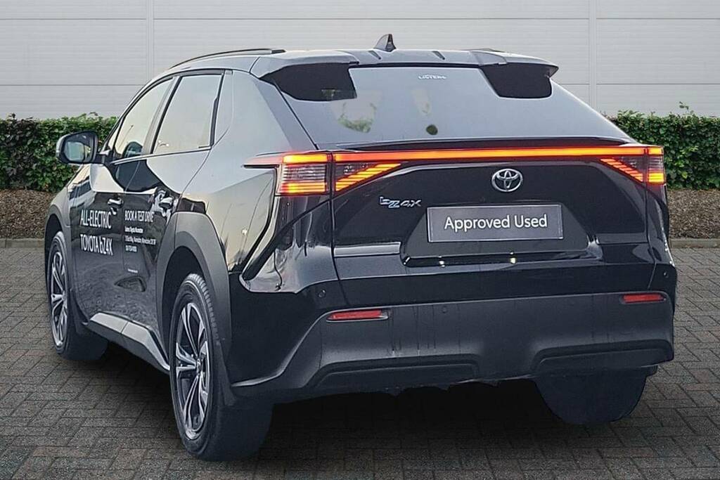 Toyota bZ4X 150Kw Motion 71.4Kwh 11Kw Black #2