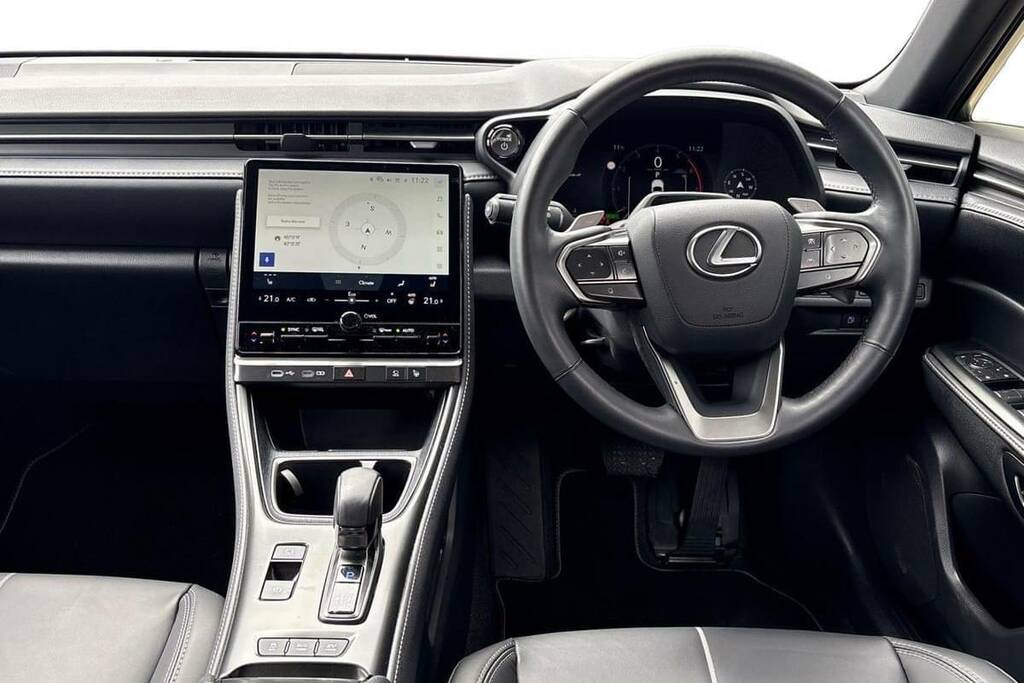 Lexus LBX 1.5 Takumi E-cvt GX25YWJ #6