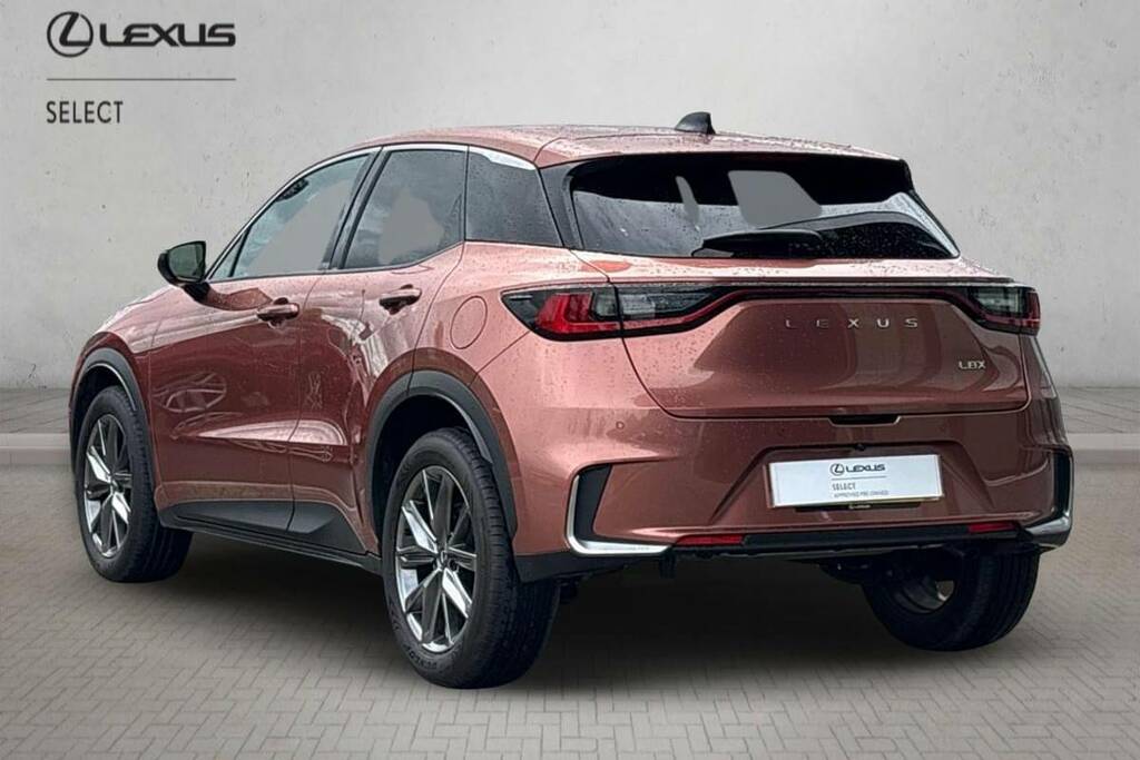 Lexus LBX 1.5 Takumi E-cvt GX25YWJ #4