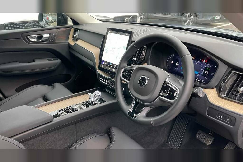 Volvo XC60 2.0 T6 350 Phev Plus Dark Awd Geartronic RJ25VKB Blue #4