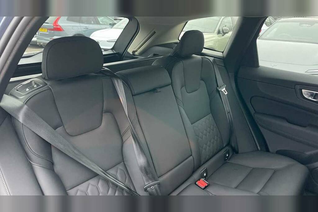 Volvo XC60 2.0 T6 350 Phev Plus Dark Awd Geartronic RJ25VKB Blue #6