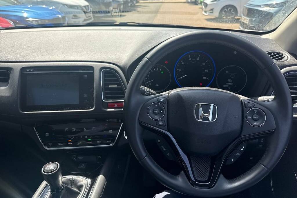 Honda Hr-V 1.5 I-vtec Ex KV16NCN White #5