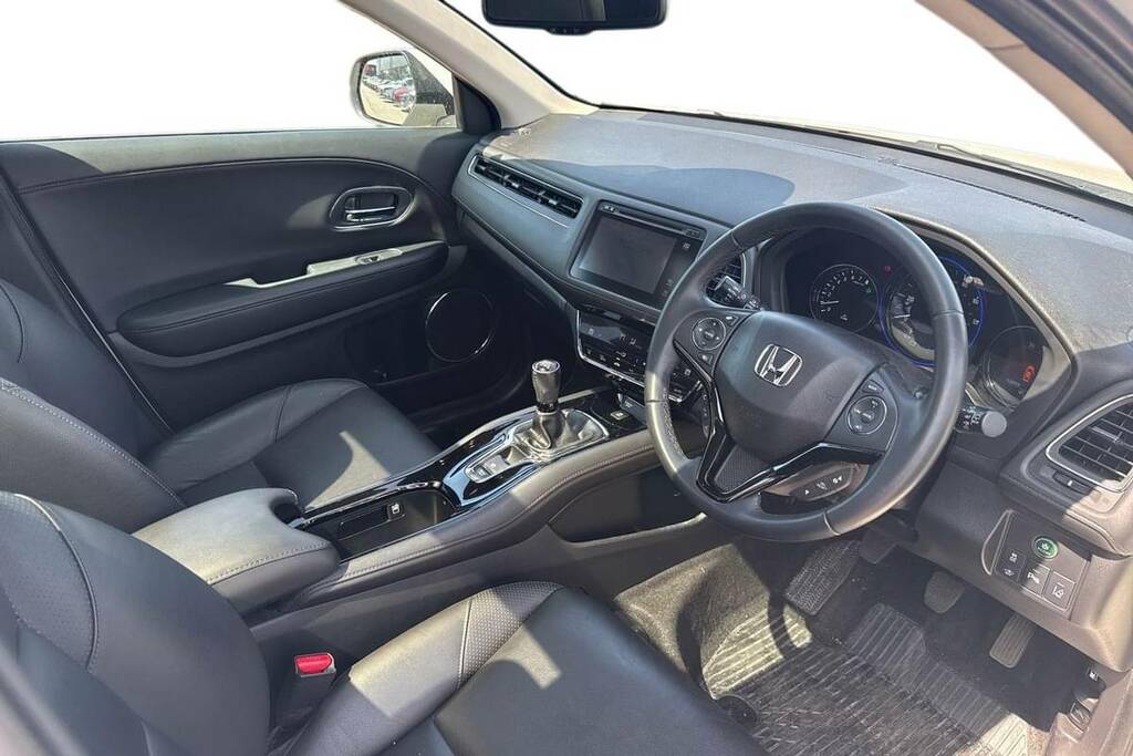 Honda Hr-V 1.5 I-vtec Ex KV16NCN White #4