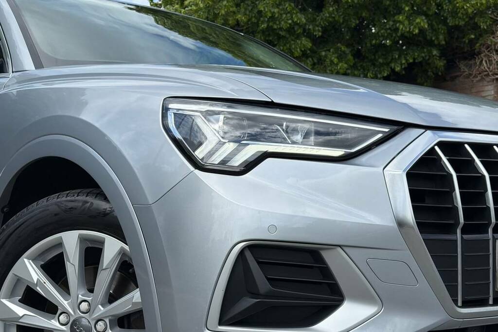 Audi Q3 35 Tfsi Sport BW19MYL #5