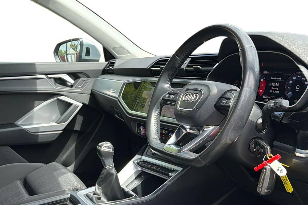 Audi Q3 35 Tfsi Sport BW19MYL #4