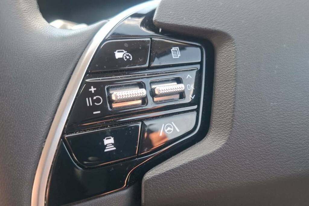 Kia Niro 1.6 Gdi Hybrid 4 Dct  Red #6