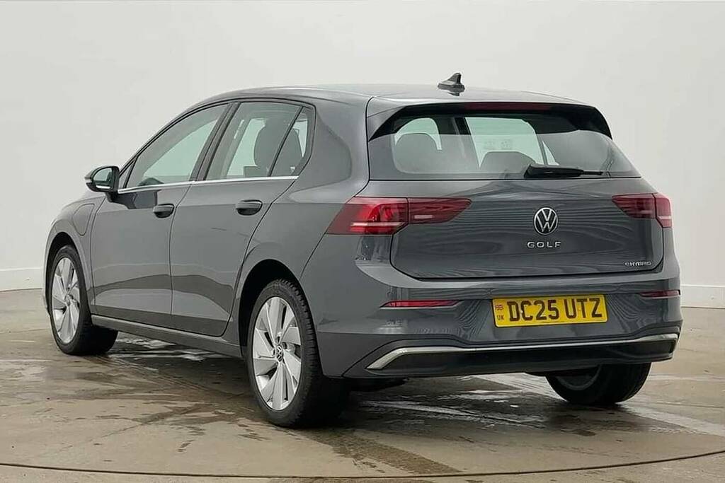 Volkswagen Golf 1.5 Tsi 204 Style Ehybrid Dsg DC25UTZ Grey #3
