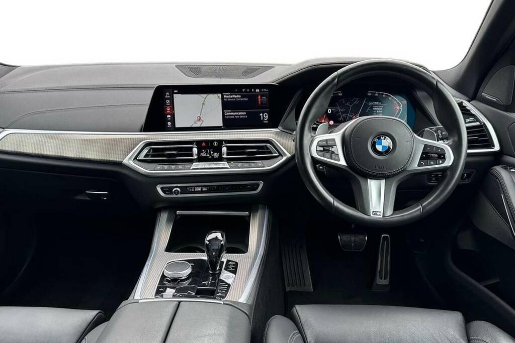 BMW X5 Xdrive30d Mht M Sport White #4