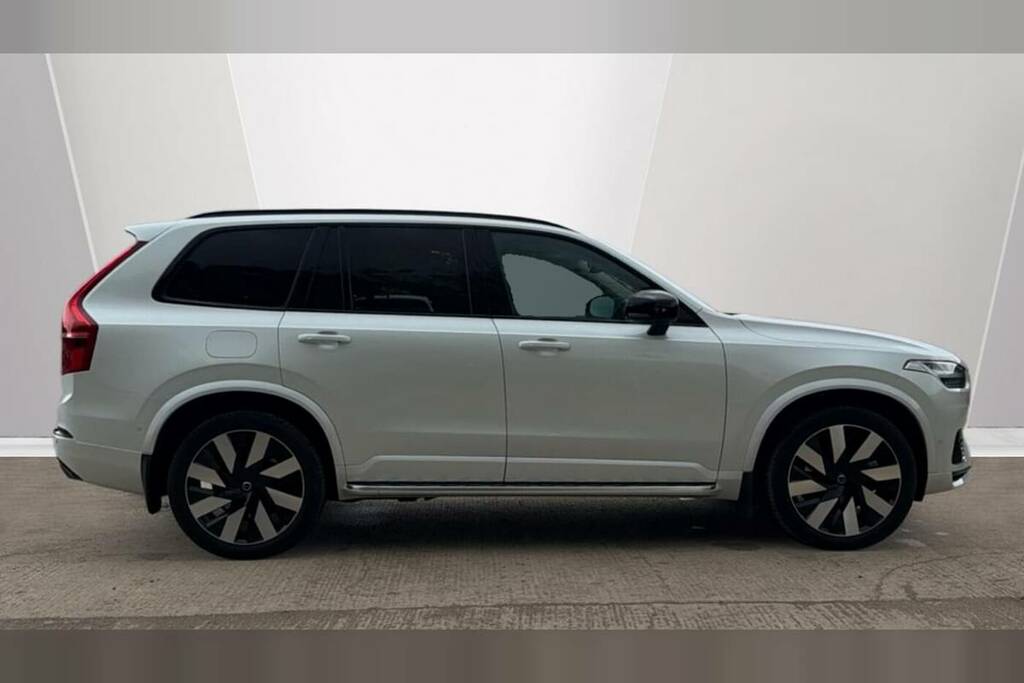 Volvo XC90 2.0 T8 Phev Plus Dark Awd Geartronic BK74GNY White #3