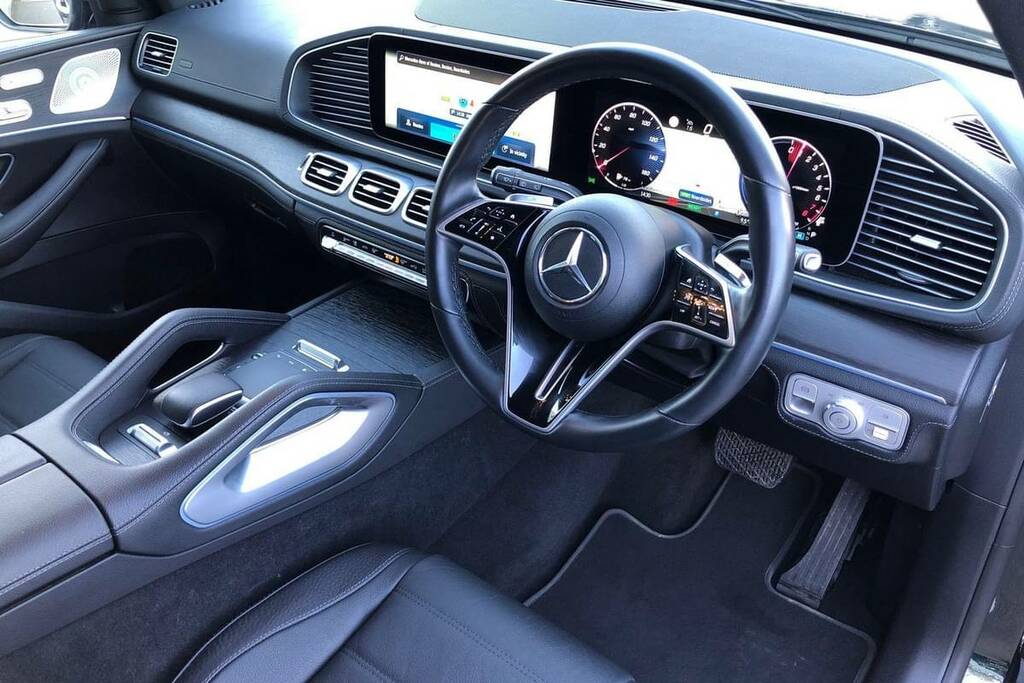 Mercedes-Benz GLE Class 400E 4Matic Amg Line 9G-tronic KN74GKU Green #4