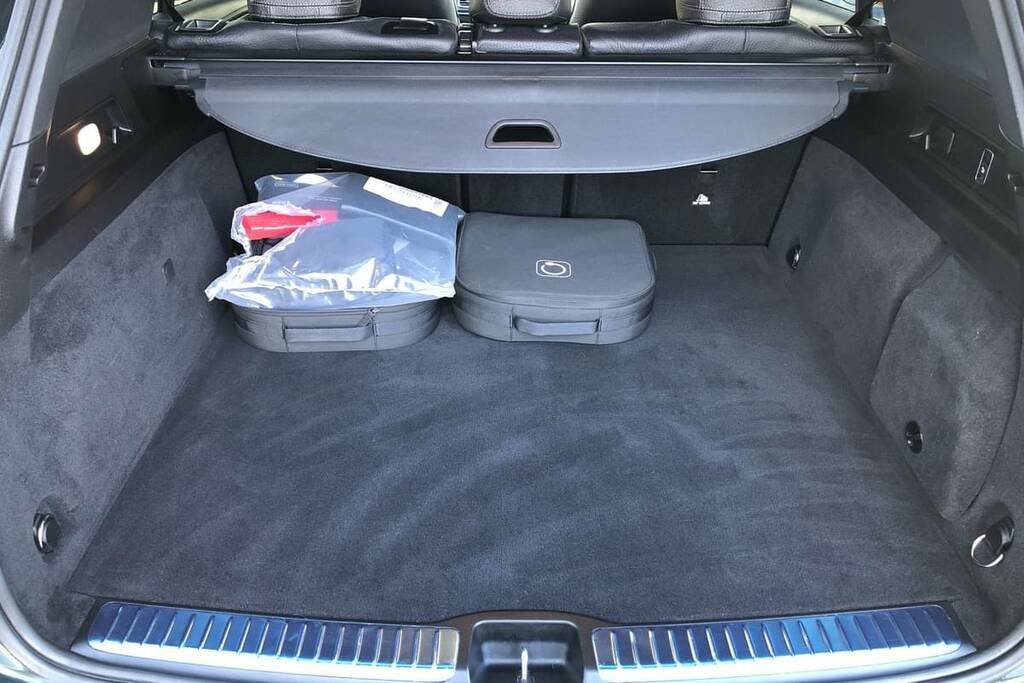 Mercedes-Benz GLE Class 400E 4Matic Amg Line 9G-tronic KN74GKU Green #2
