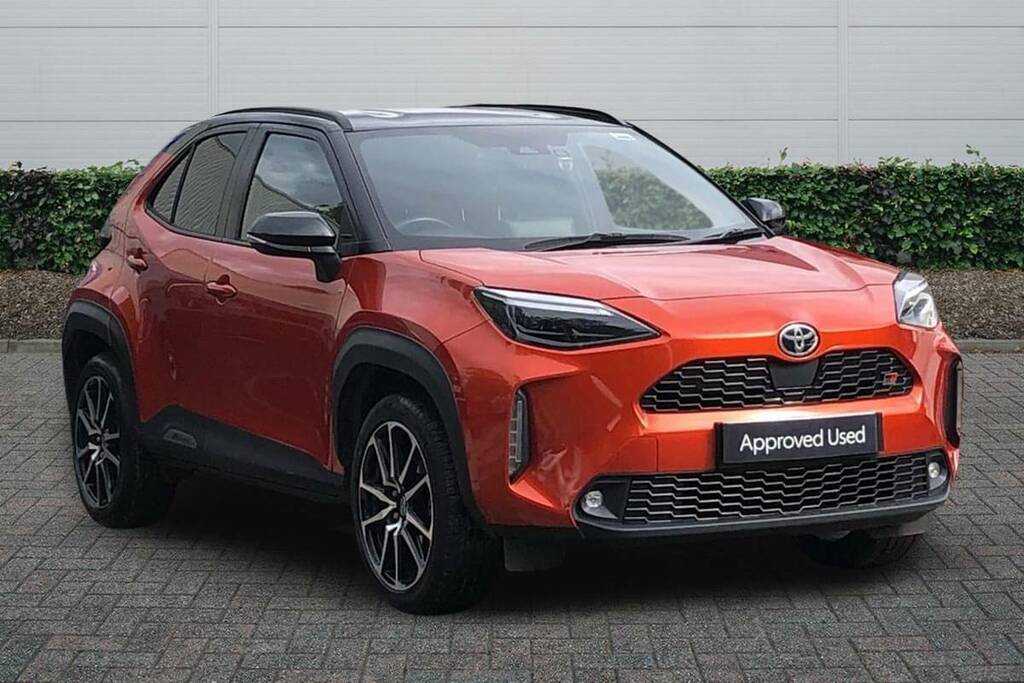 Toyota Yaris Cross 1.5 Hybrid Gr Sport Cvt Orange