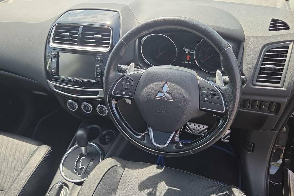 Mitsubishi ASX 2.2 4 4Wd Black #4