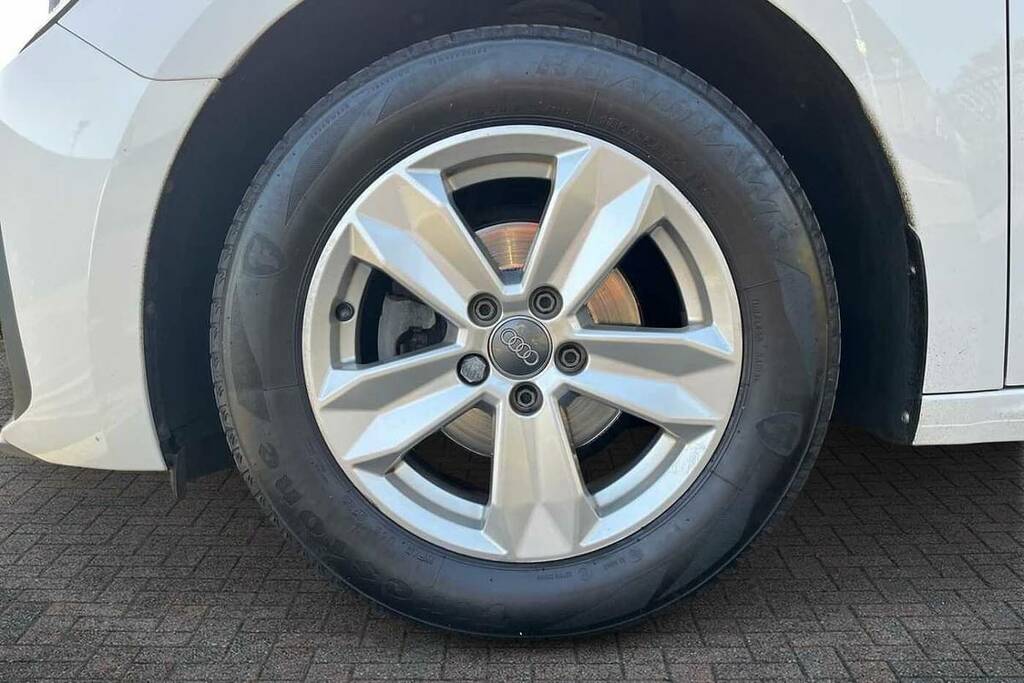 Audi A1 25 Tfsi Technik BT20UAV White #5