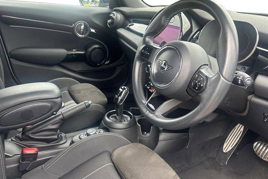 Mini Hatch 2.0 Cooper S Sport CA21BWM White #6