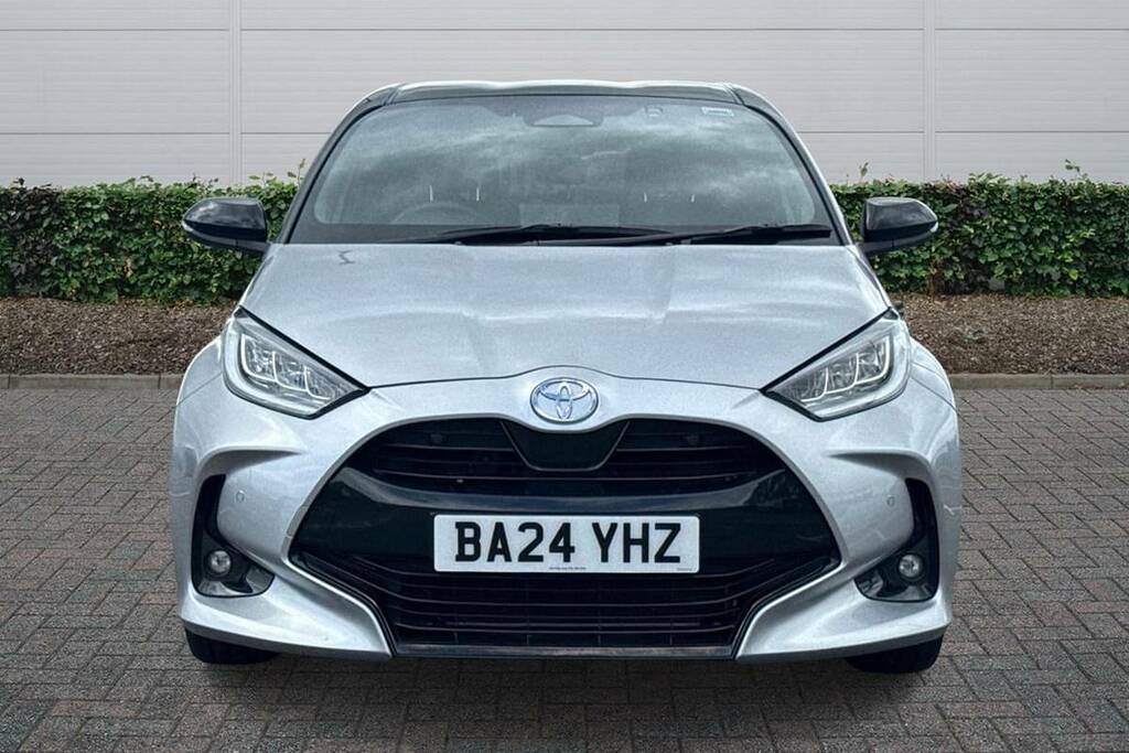 Toyota Yaris 1.5 Hybrid 130 Premiere Edition Cvt BA24YHZ Silver #3
