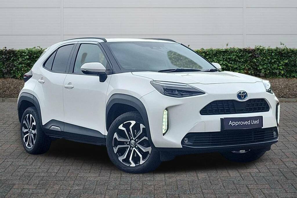 Toyota Yaris Cross 1.5 Hybrid Design Cvt White