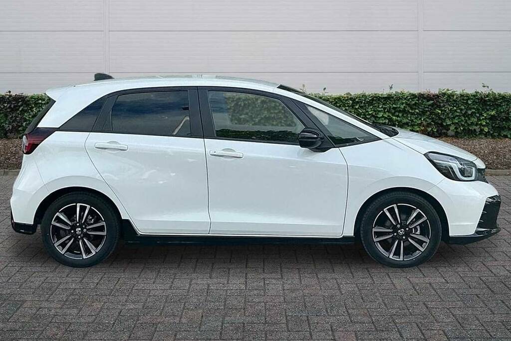 Honda Jazz 1.5 I-mmd Hybrid Advance Sport Ecvt White #4