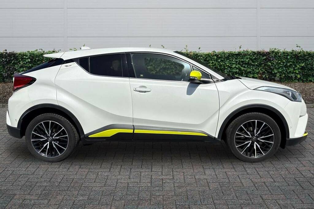 Toyota C-Hr 1.2T Excel YS17VGG White #4