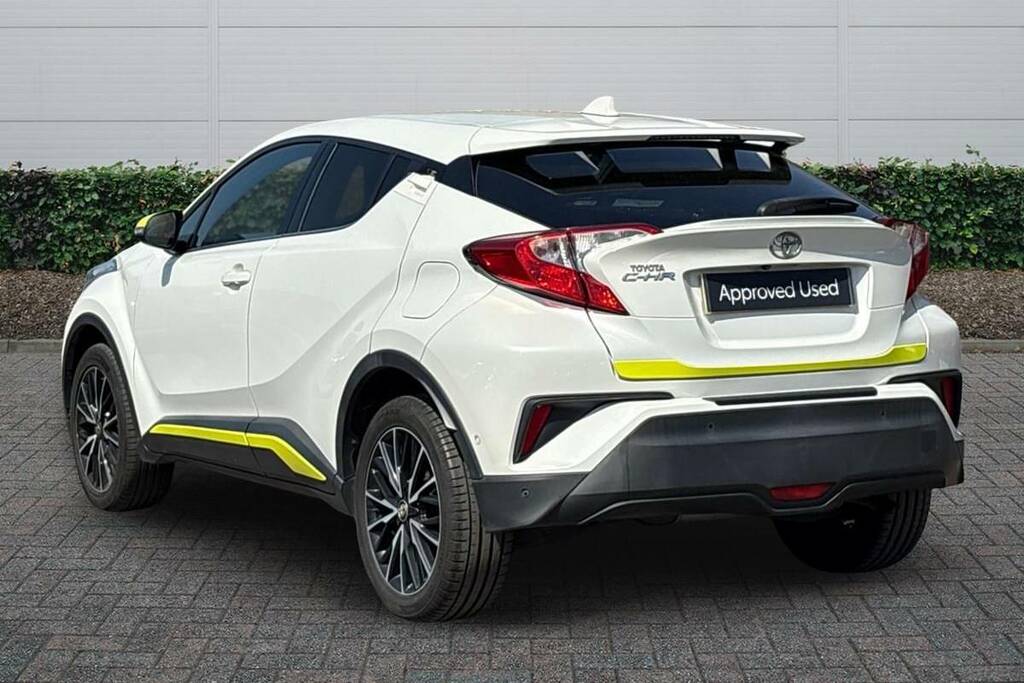 Toyota C-Hr 1.2T Excel White