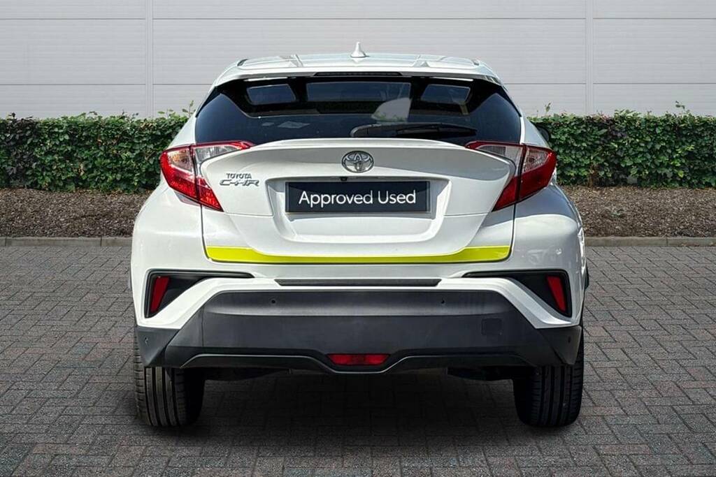 Toyota C-Hr 1.2T Excel YS17VGG White #3